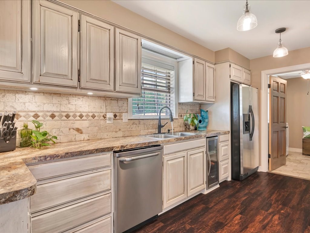 7036 Fm 841 Property Photo 12