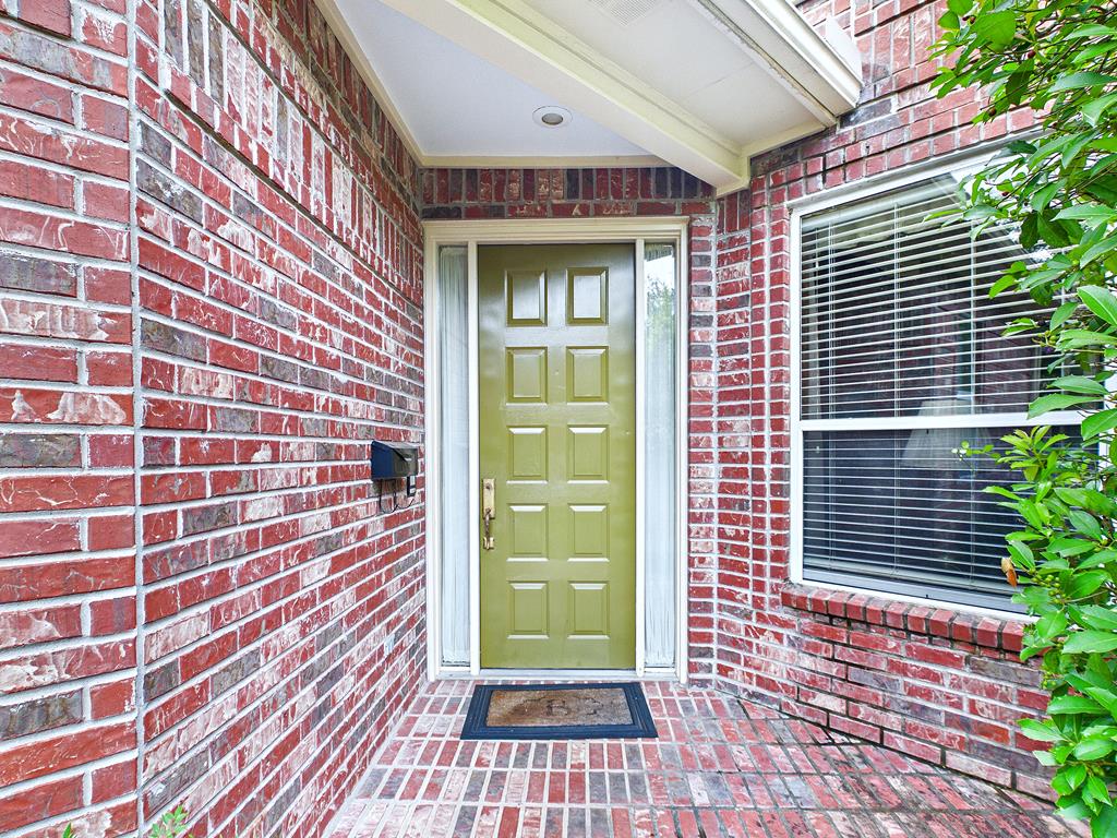 417 Winged Foot Drive Property Photo 1