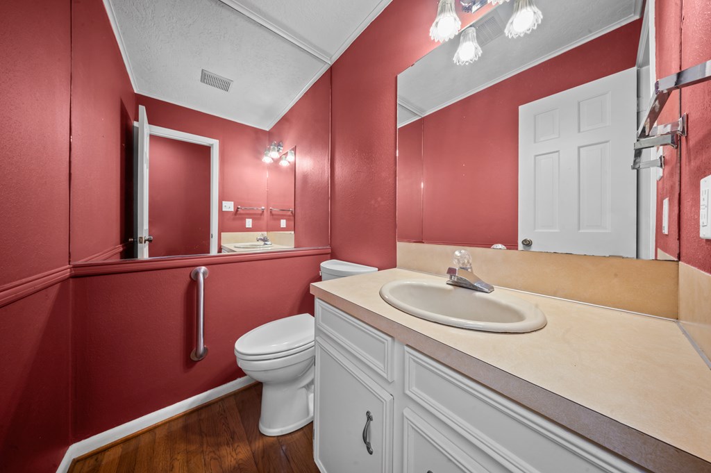 1027 Creek Bend Drive Property Photo 8