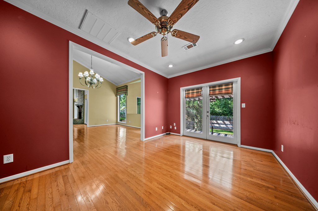 1027 Creek Bend Drive Property Photo 9