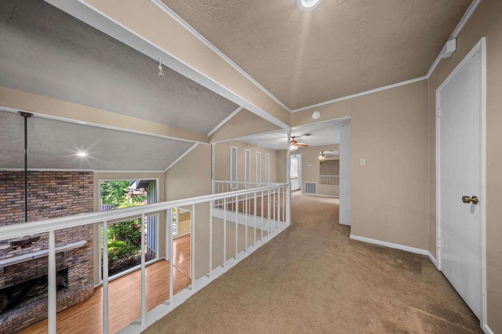 1027 Creek Bend Drive Property Photo 19