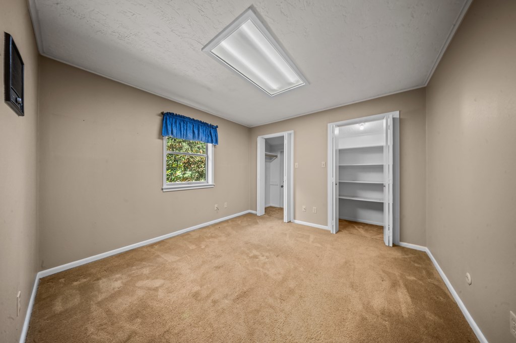 1027 Creek Bend Drive Property Photo 23