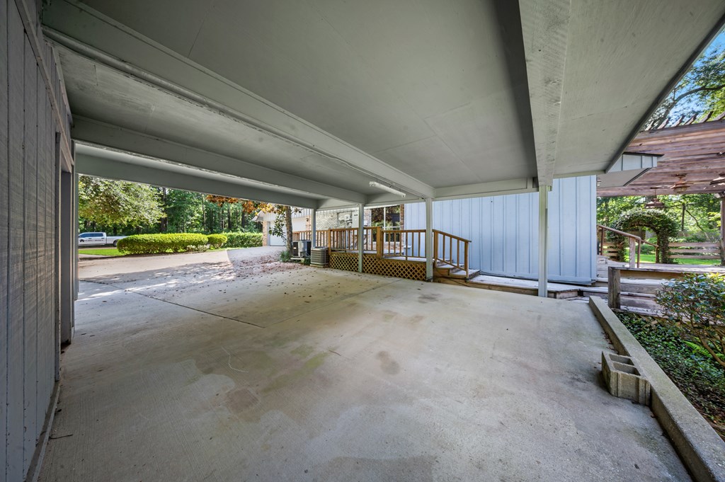 1027 Creek Bend Drive Property Photo 26