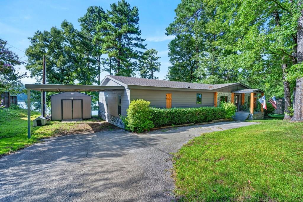 836 Northshore Drive
