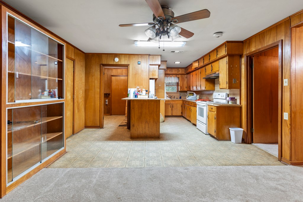 729 Cr 140 Property Photo 7