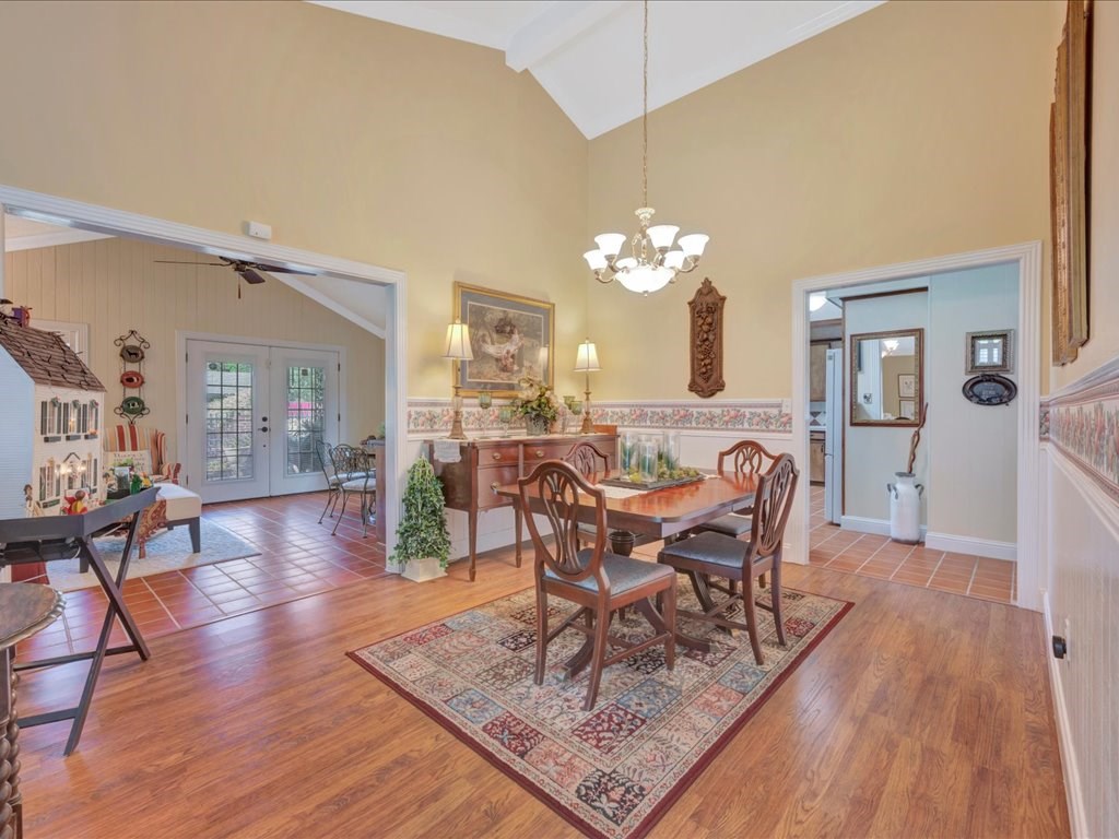 506 Carter Drive Property Photo 8