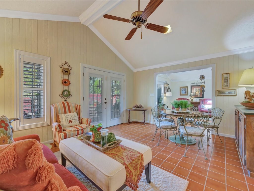 506 Carter Drive Property Photo 12