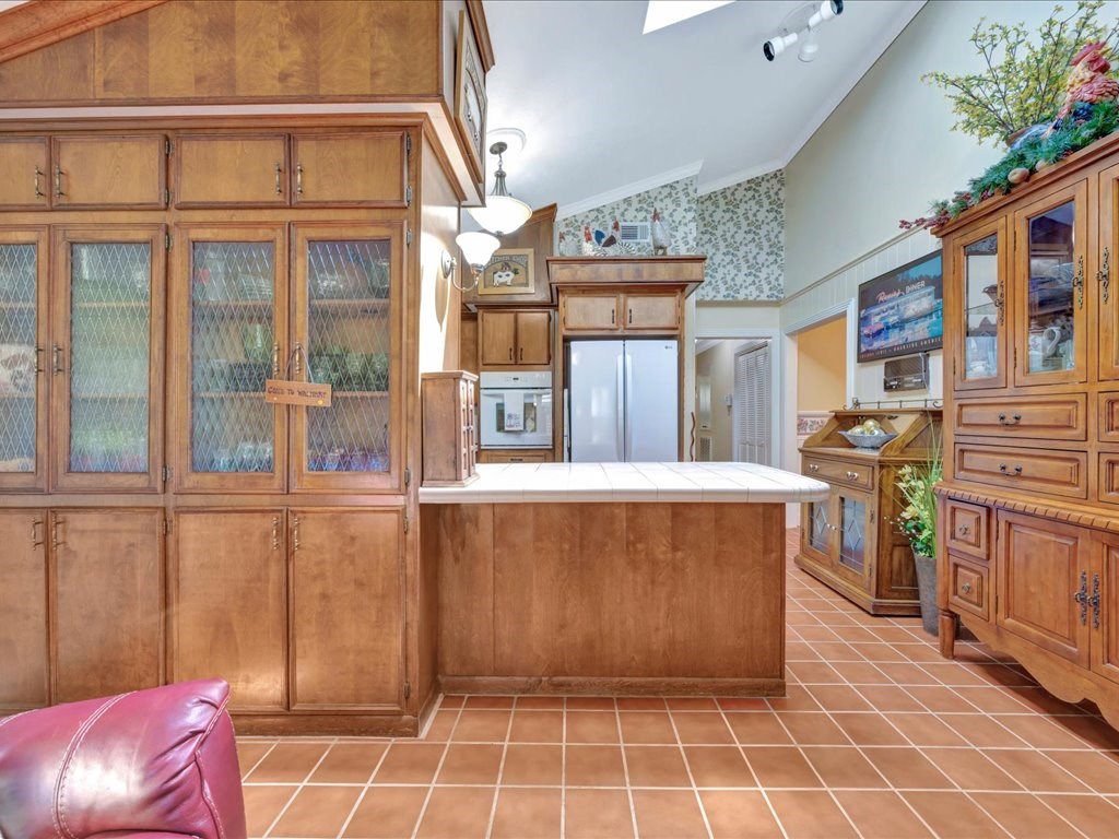 506 Carter Drive Property Photo 15