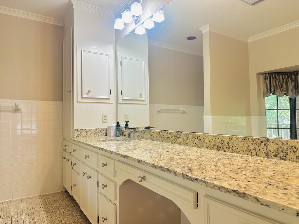 621 Malone Rd Property Photo 35