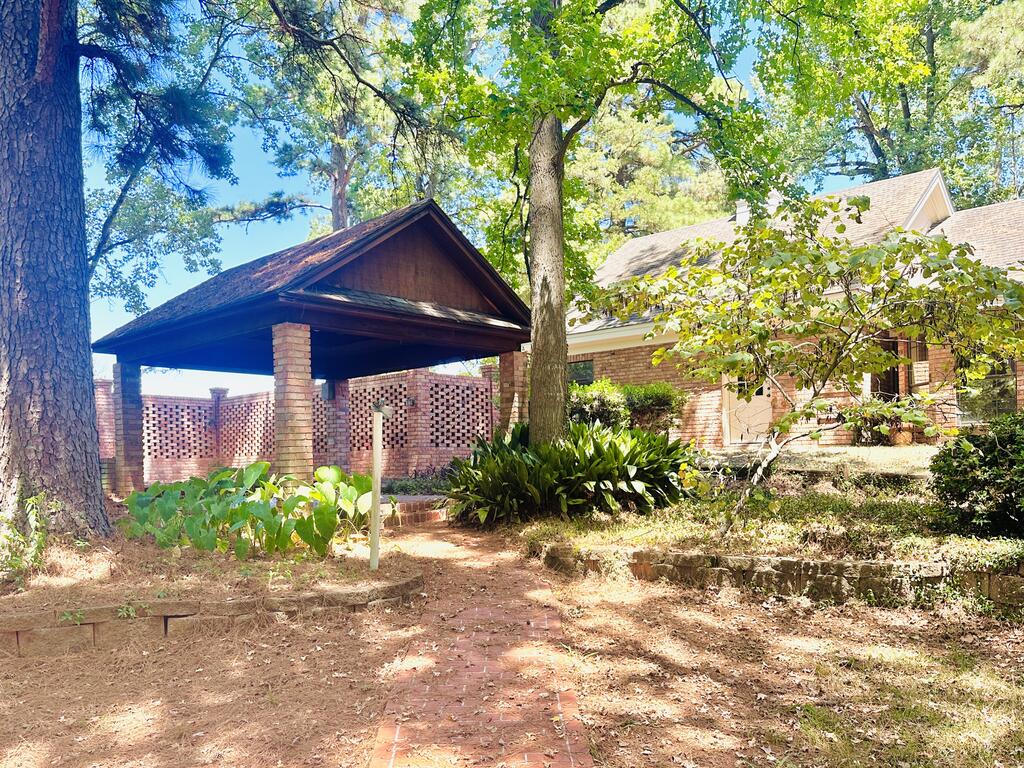 621 Malone Rd Property Photo 45