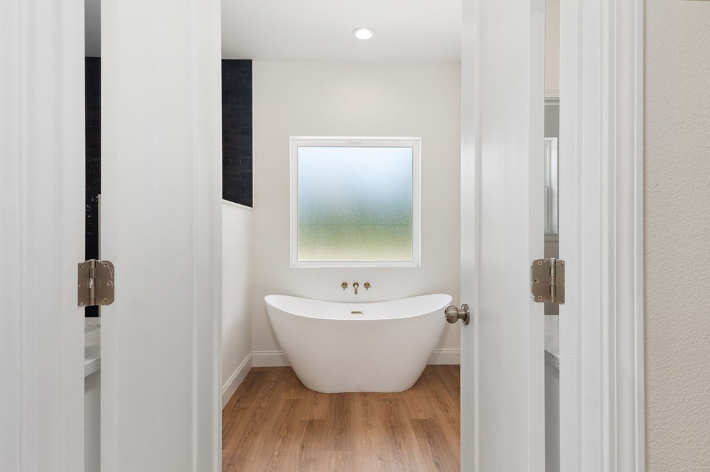 247 John James Property Photo 27