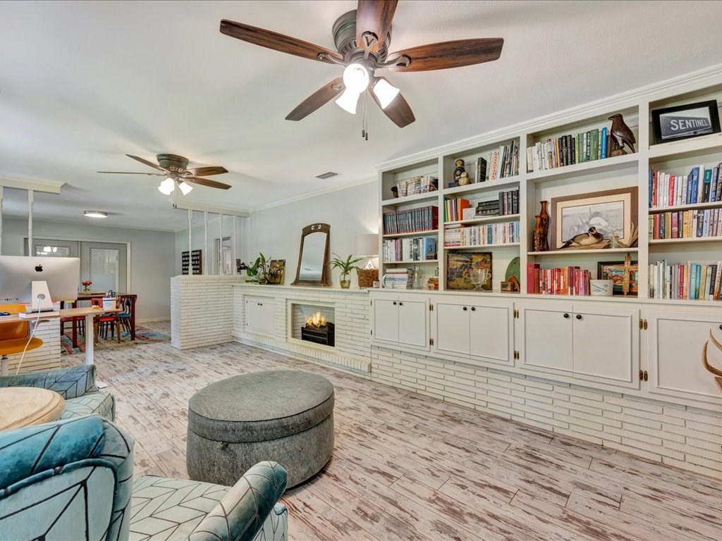 910 Reen Drive Property Photo 3