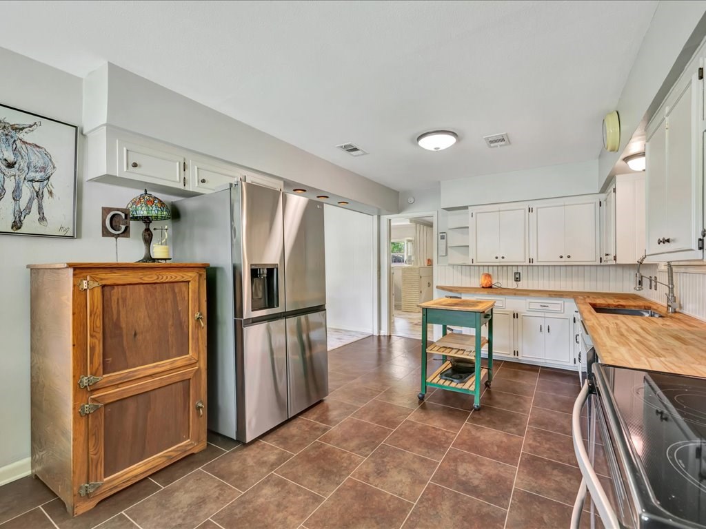 910 Reen Drive Property Photo 11
