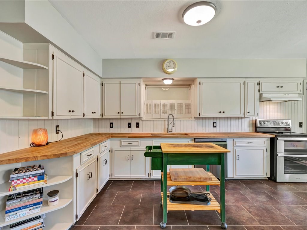 910 Reen Drive Property Photo 13