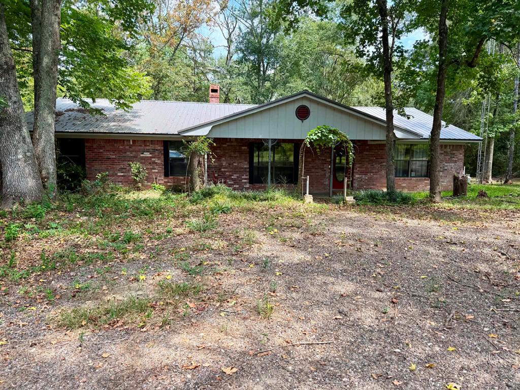 2076 County Road 4789 Property Photo 1