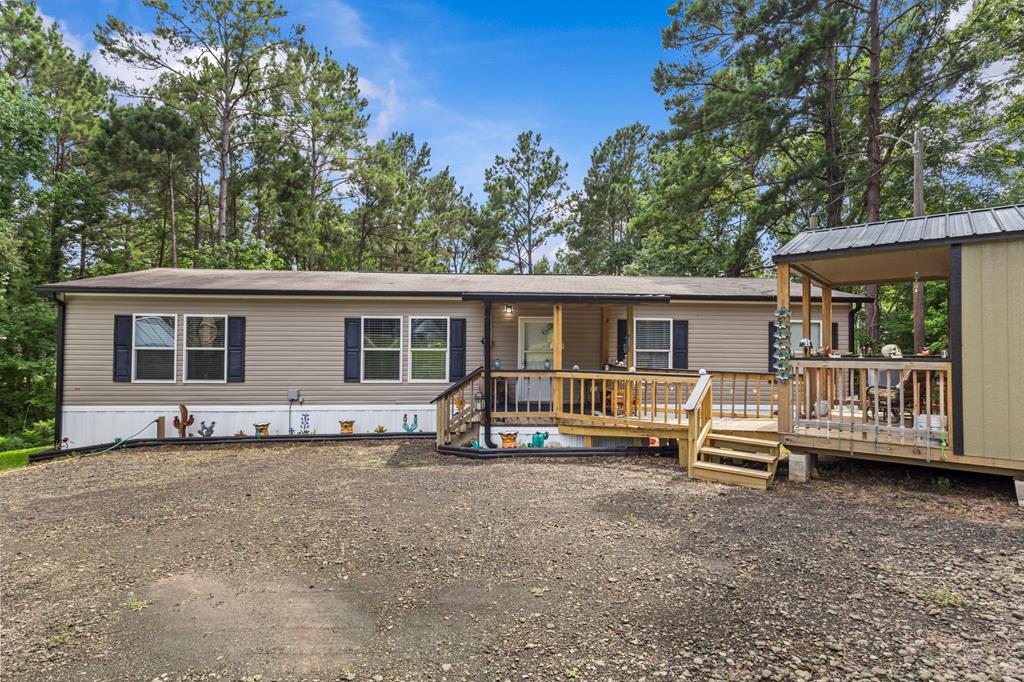 2672 Pleasure Bend Property Photo 1