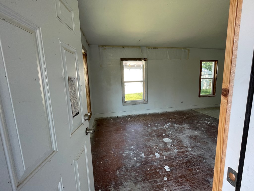 321 Humason Property Photo 8