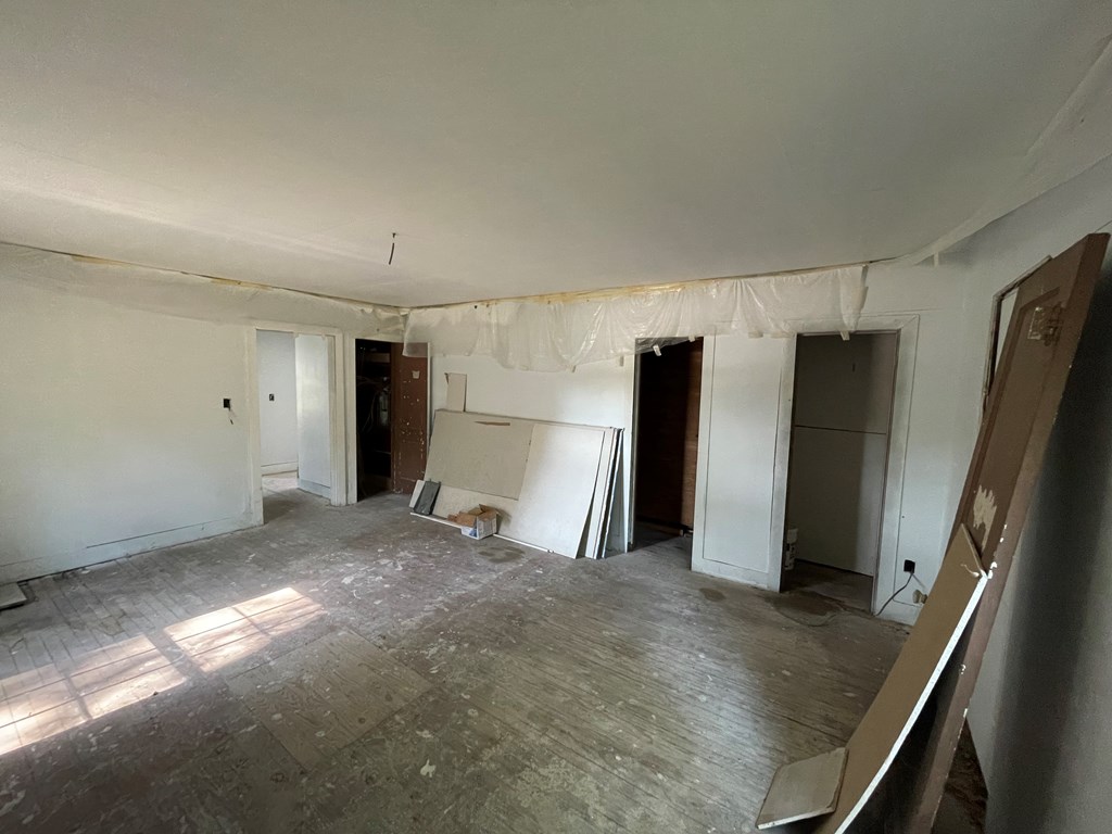 321 Humason Property Photo 15