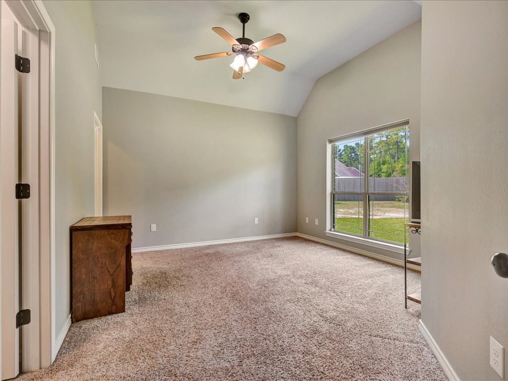129 Westwood Loop Property Photo 28