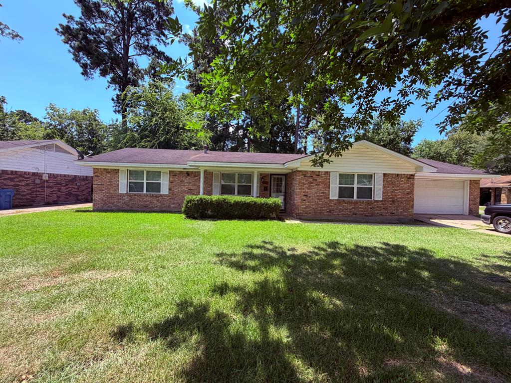 608 Willow Bend Drive Property Photo 1
