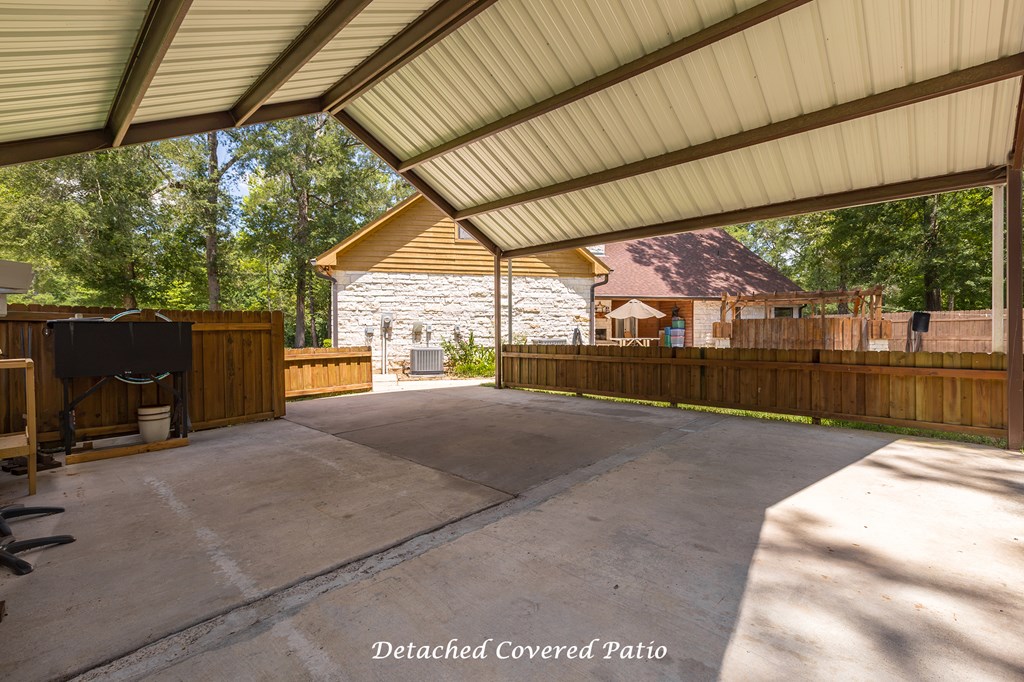 801 Caspers Cove Property Photo 39