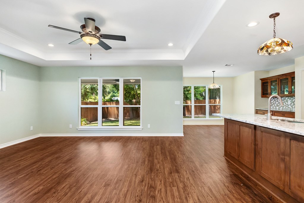 310 Saddle Brook Property Photo 7