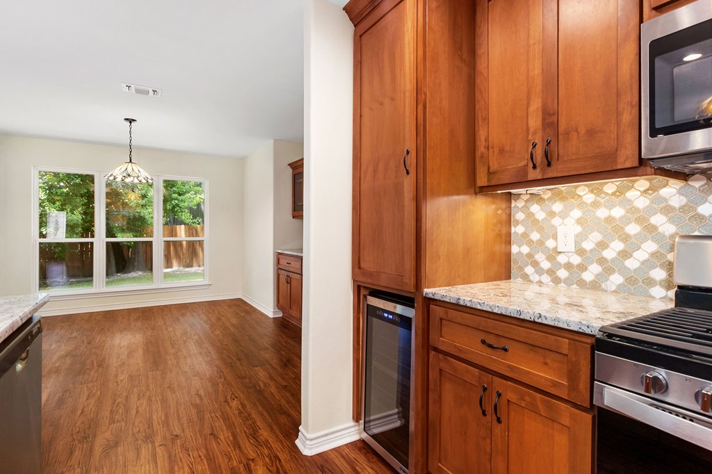 310 Saddle Brook Property Photo 14