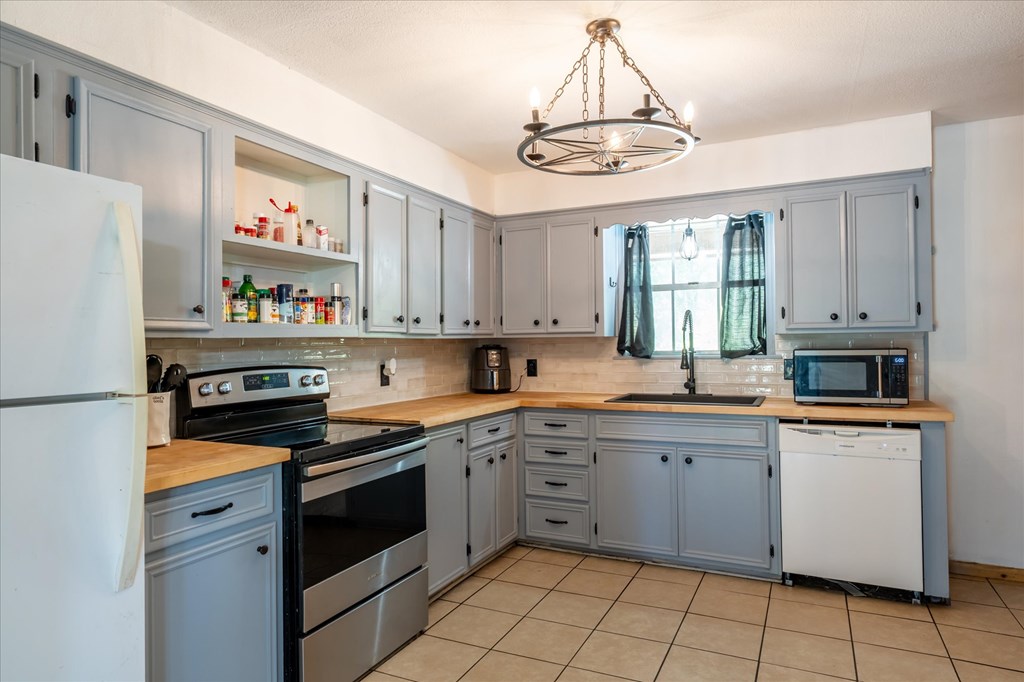 200 Gambrell Property Photo 8