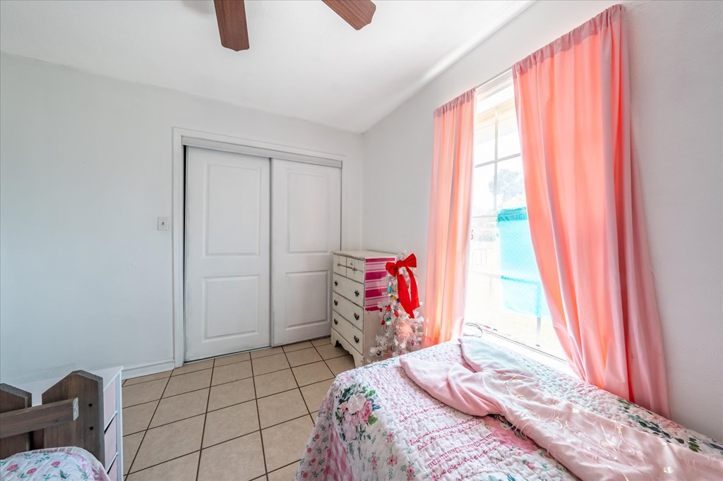 200 Gambrell Property Photo 18