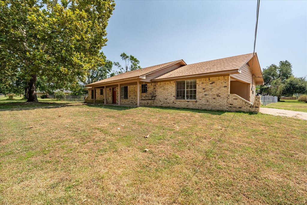 200 Gambrell Property Photo 27