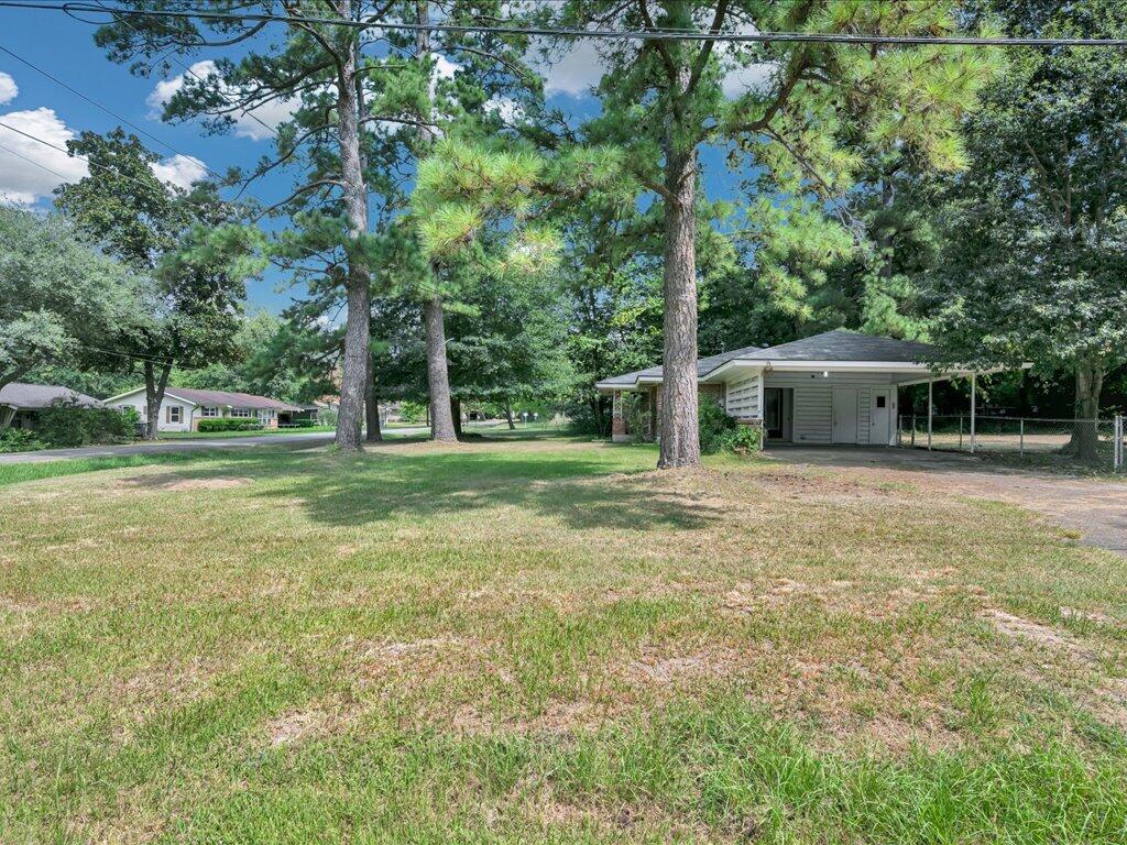 809 Mcgregor Drive Property Photo 4