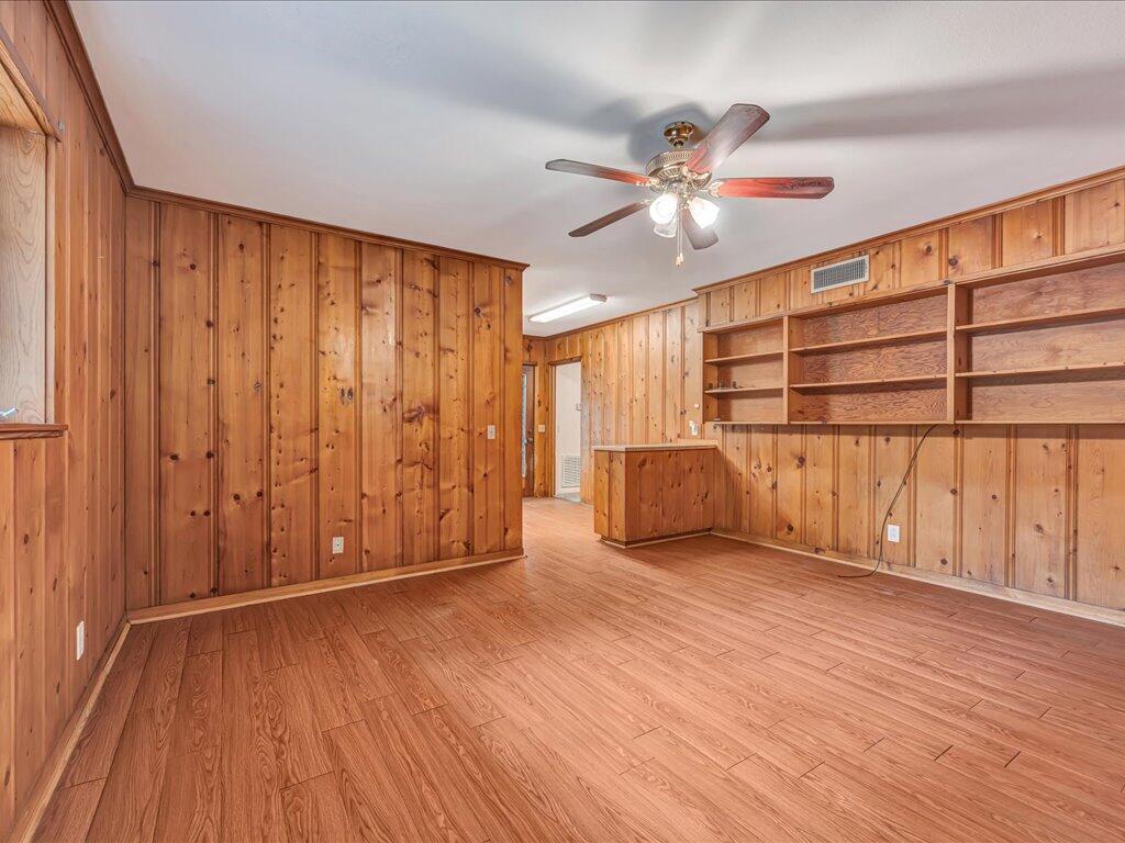 809 Mcgregor Drive Property Photo 10