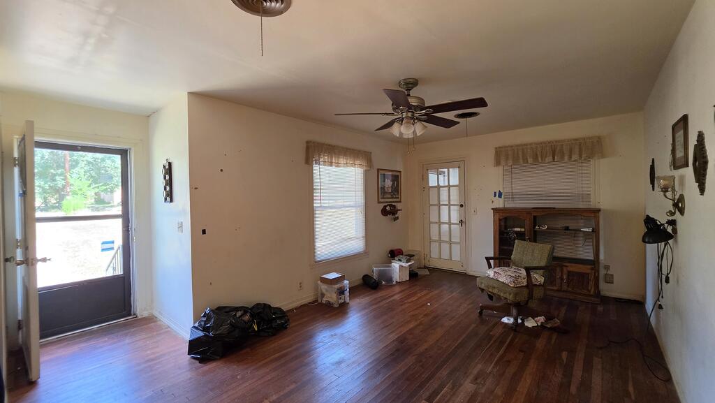 192 Austin Street Property Photo 3