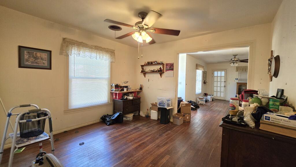 192 Austin Street Property Photo 7