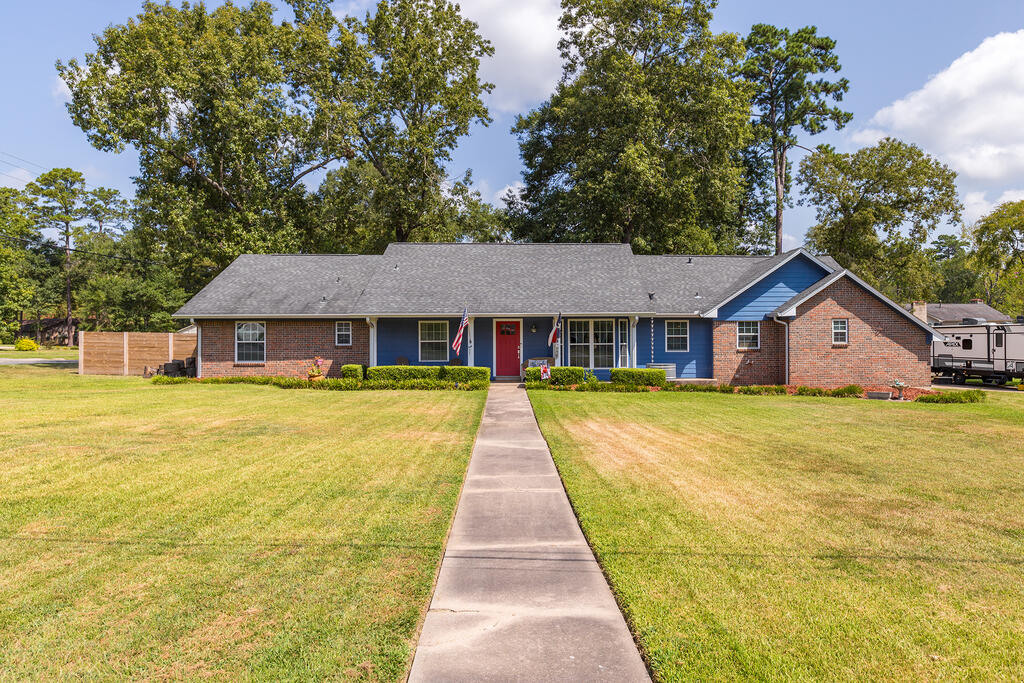 1310 Shady Lane Property Photo 1