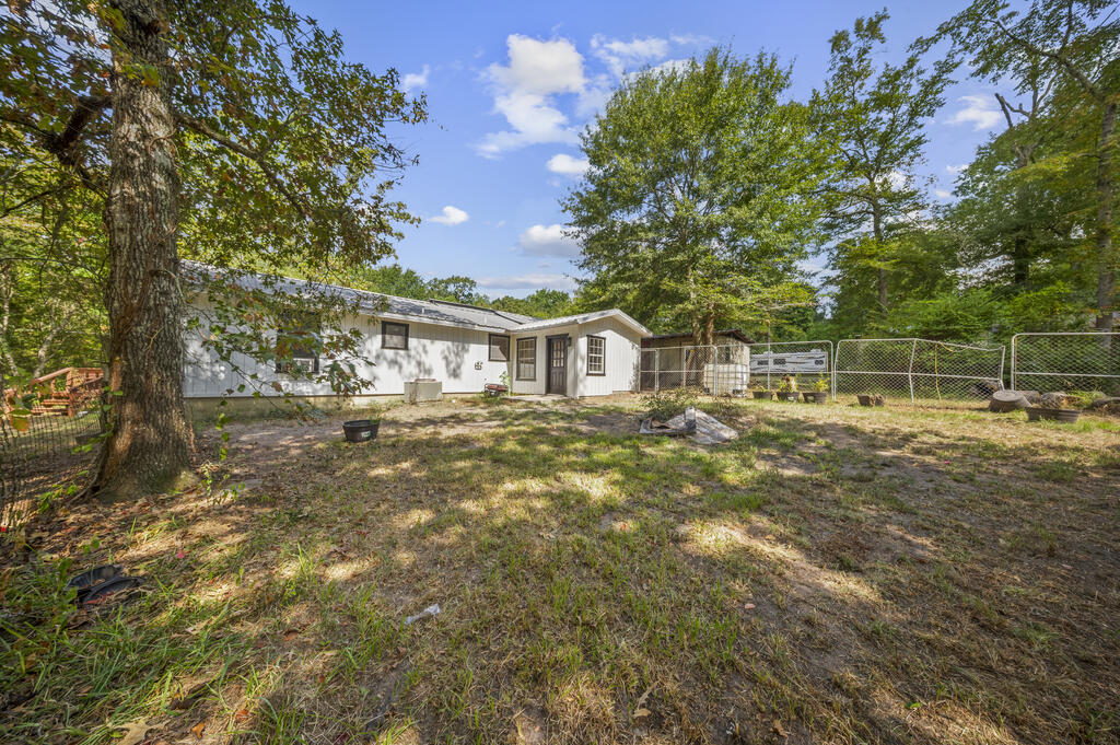 130 Hilltop Loop Property Photo 3