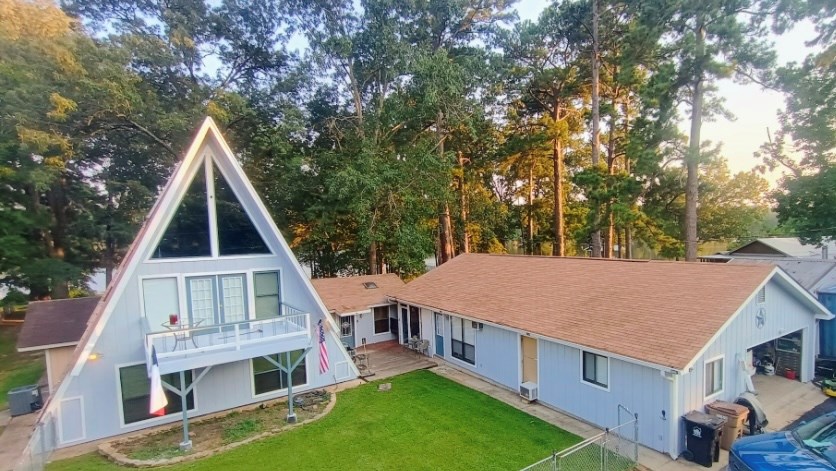 386 Lakeview Drive Property Photo 3