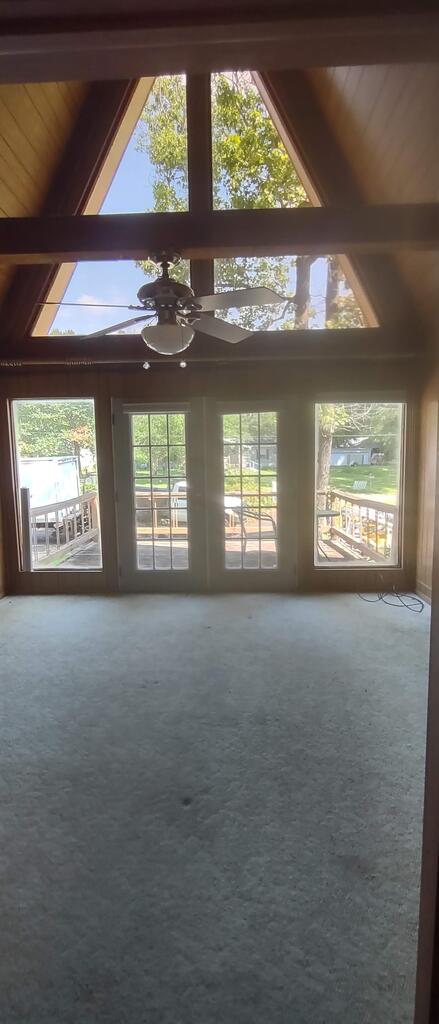 386 Lakeview Drive Property Photo 18