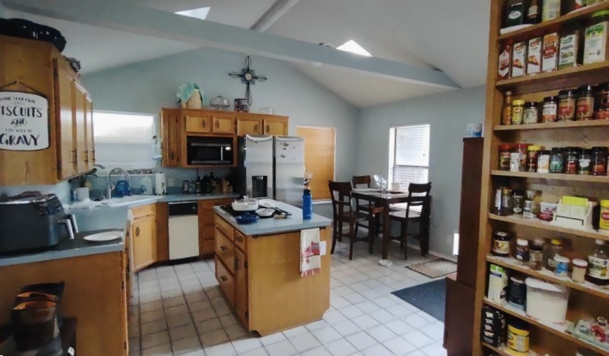386 Lakeview Drive Property Photo 21