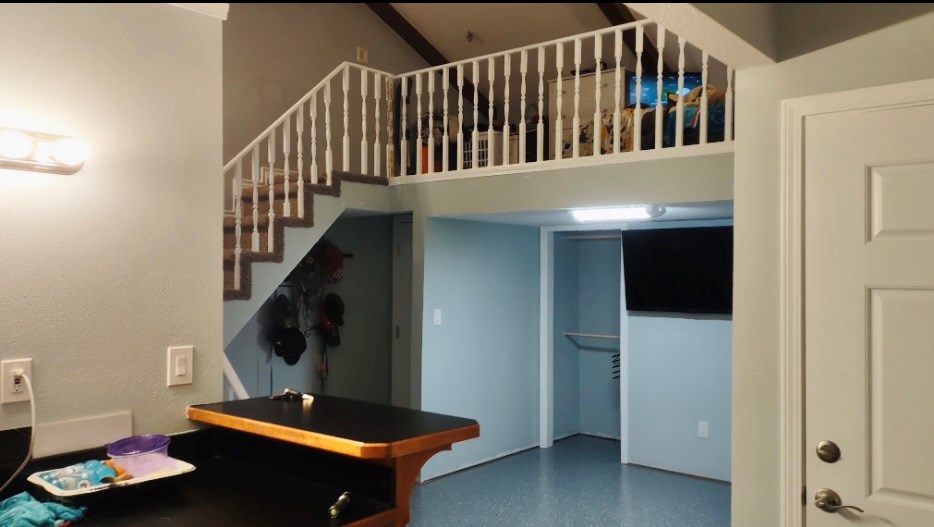 386 Lakeview Drive Property Photo 27