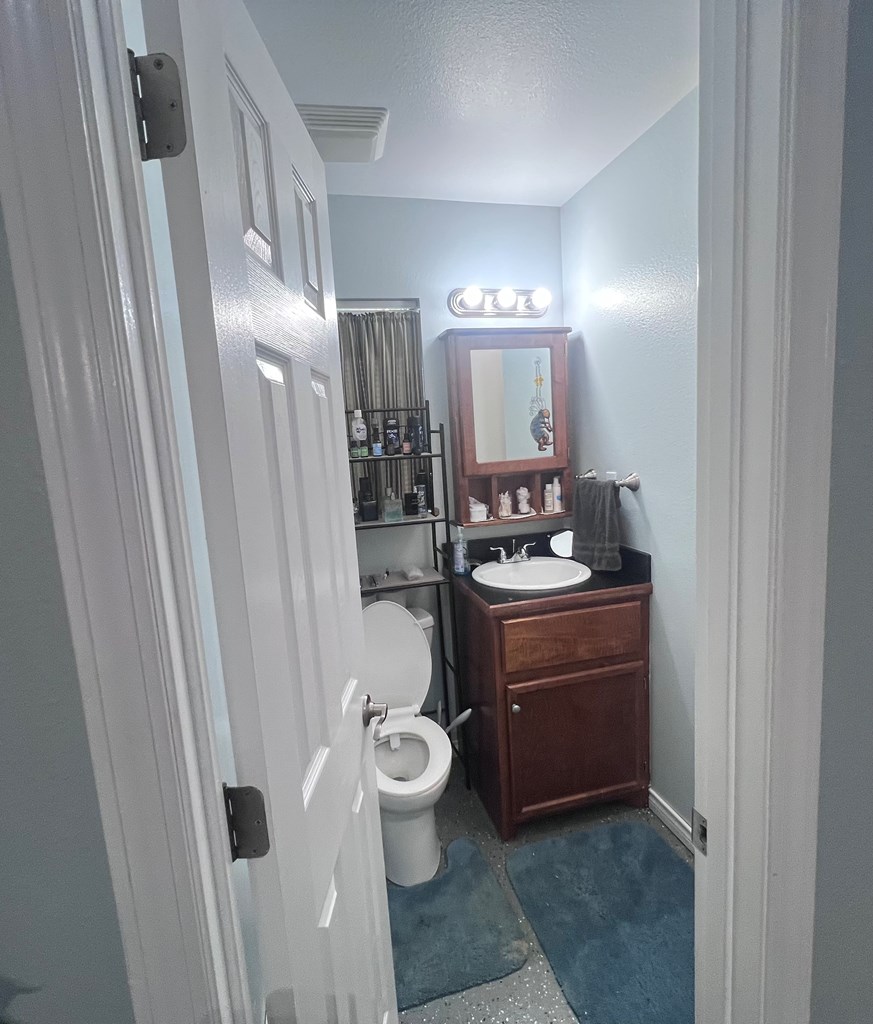 386 Lakeview Drive Property Photo 29