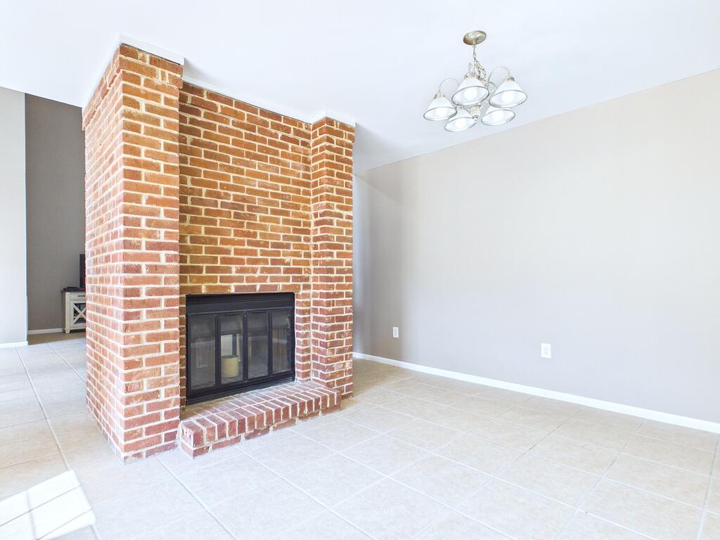 905 Augusta Drive Property Photo 12
