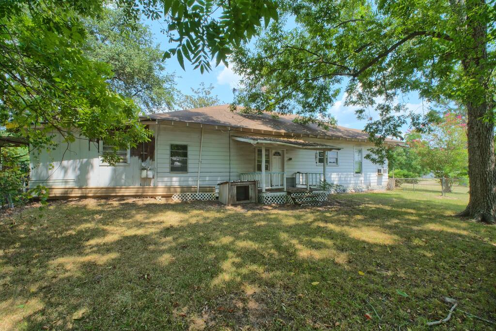 150 Hamilton St Property Photo 7