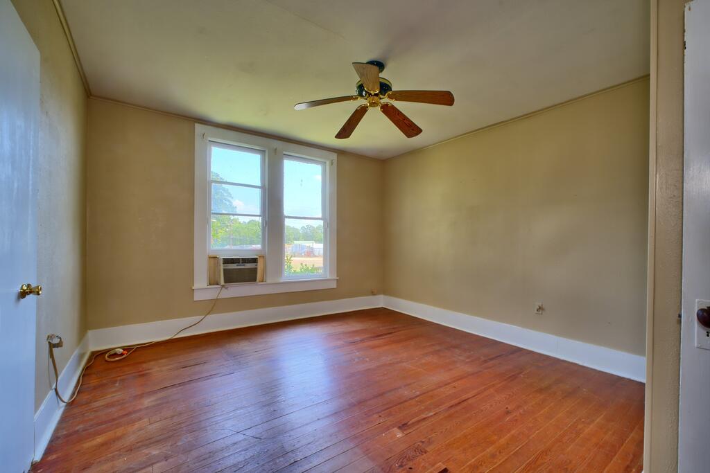 150 Hamilton St Property Photo 15