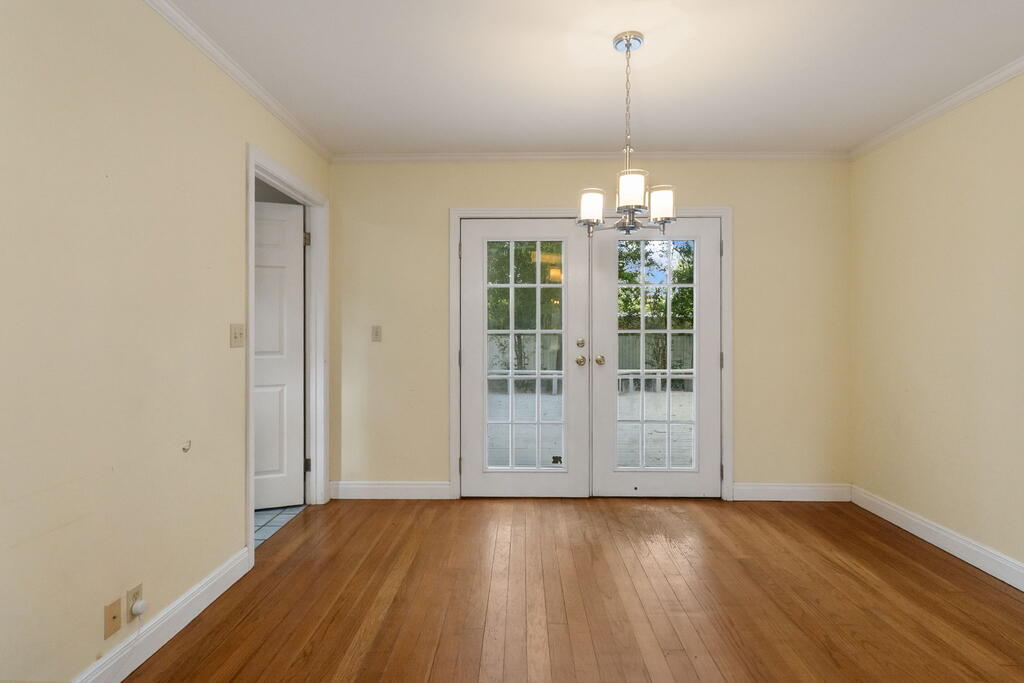 715 Pine Tree Lane Property Photo 17