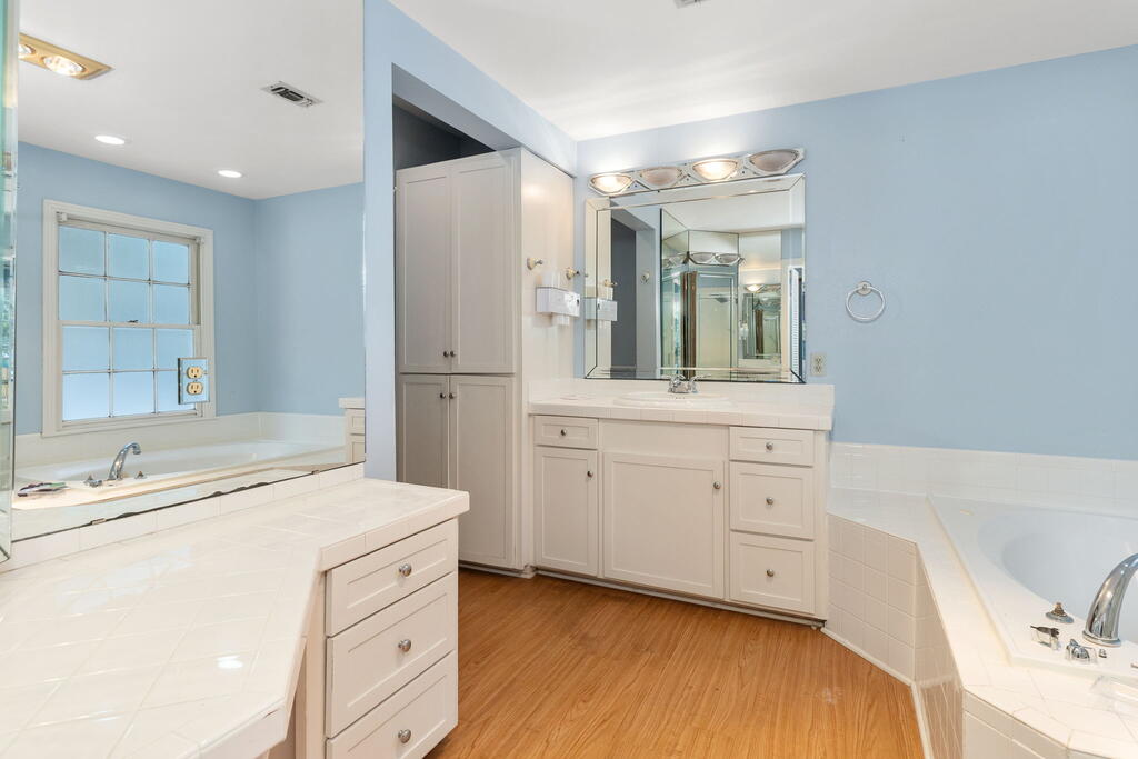 715 Pine Tree Lane Property Photo 23