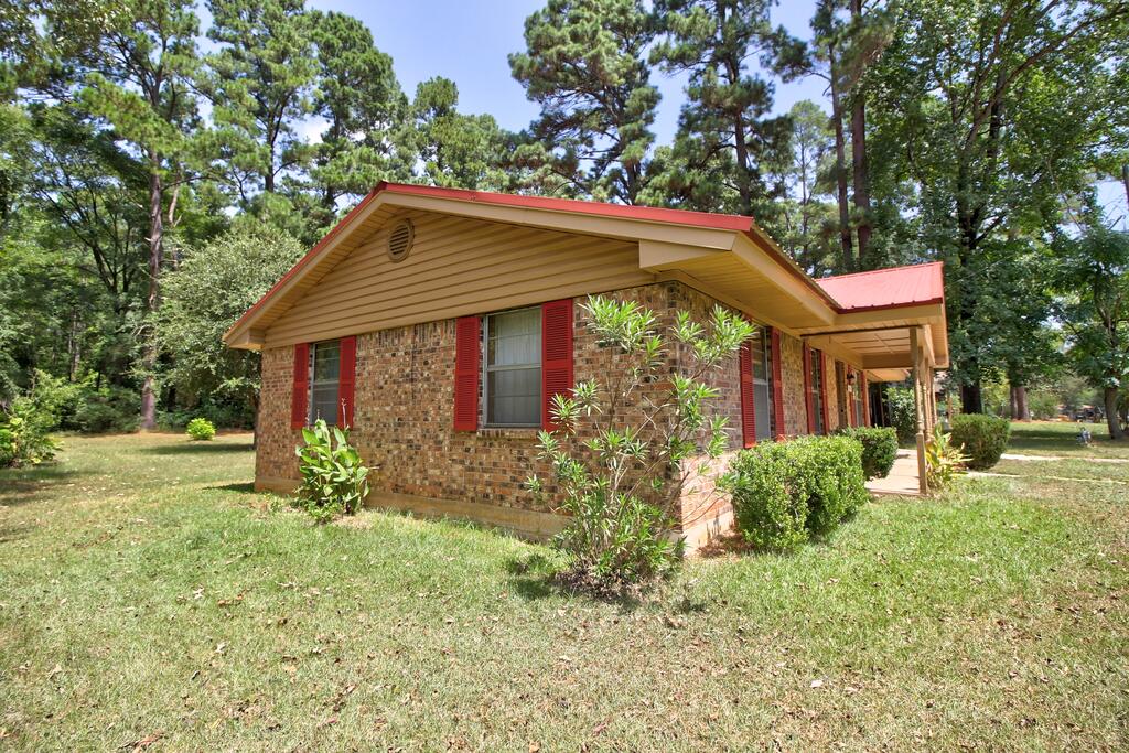 95 Wright Patman Drive Property Photo 3