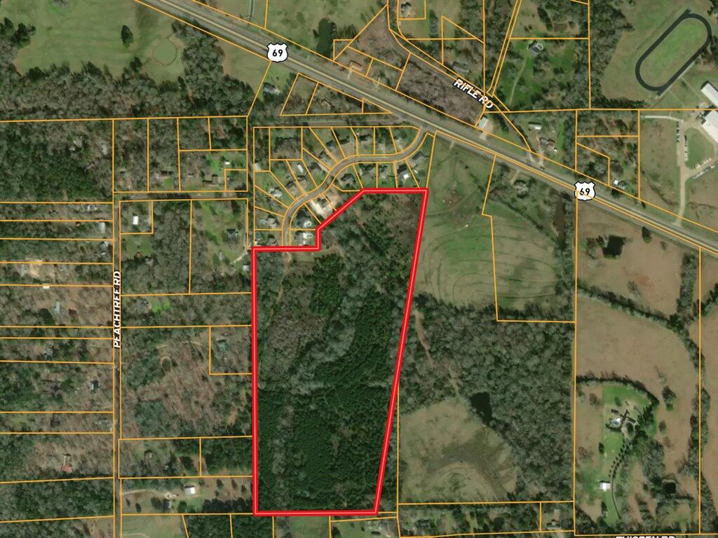 Pid 32475 Austin Lane Property Photo 11