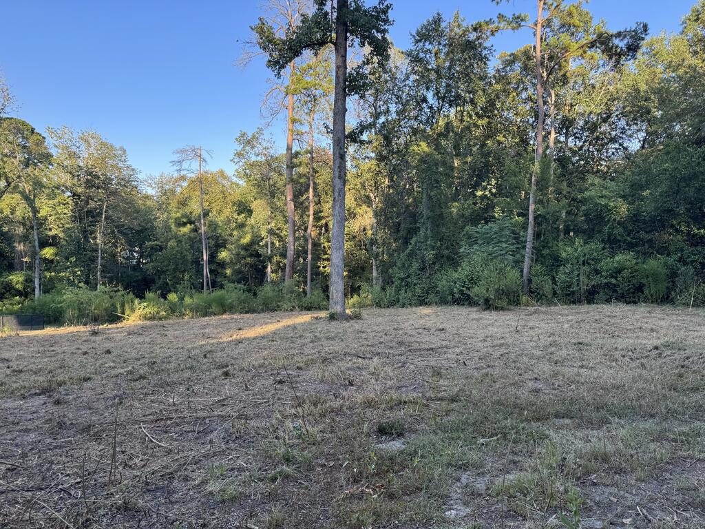 Pid# 242940 Arthur Dr Property Photo 1
