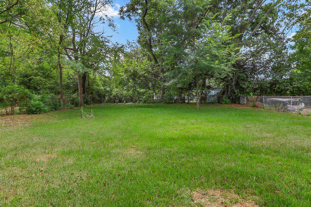 735 Clingman Property Photo 21
